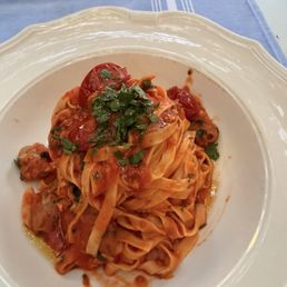 Yeppa and Co signature dishes Tortellini en BrodoTagliatelle al Ragu BologneseGnocco Fritto